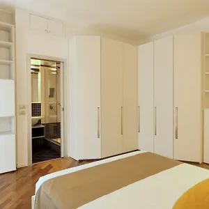 heart-milan-apartments-san-sepolcro-duomo.italymilanhotels.net/